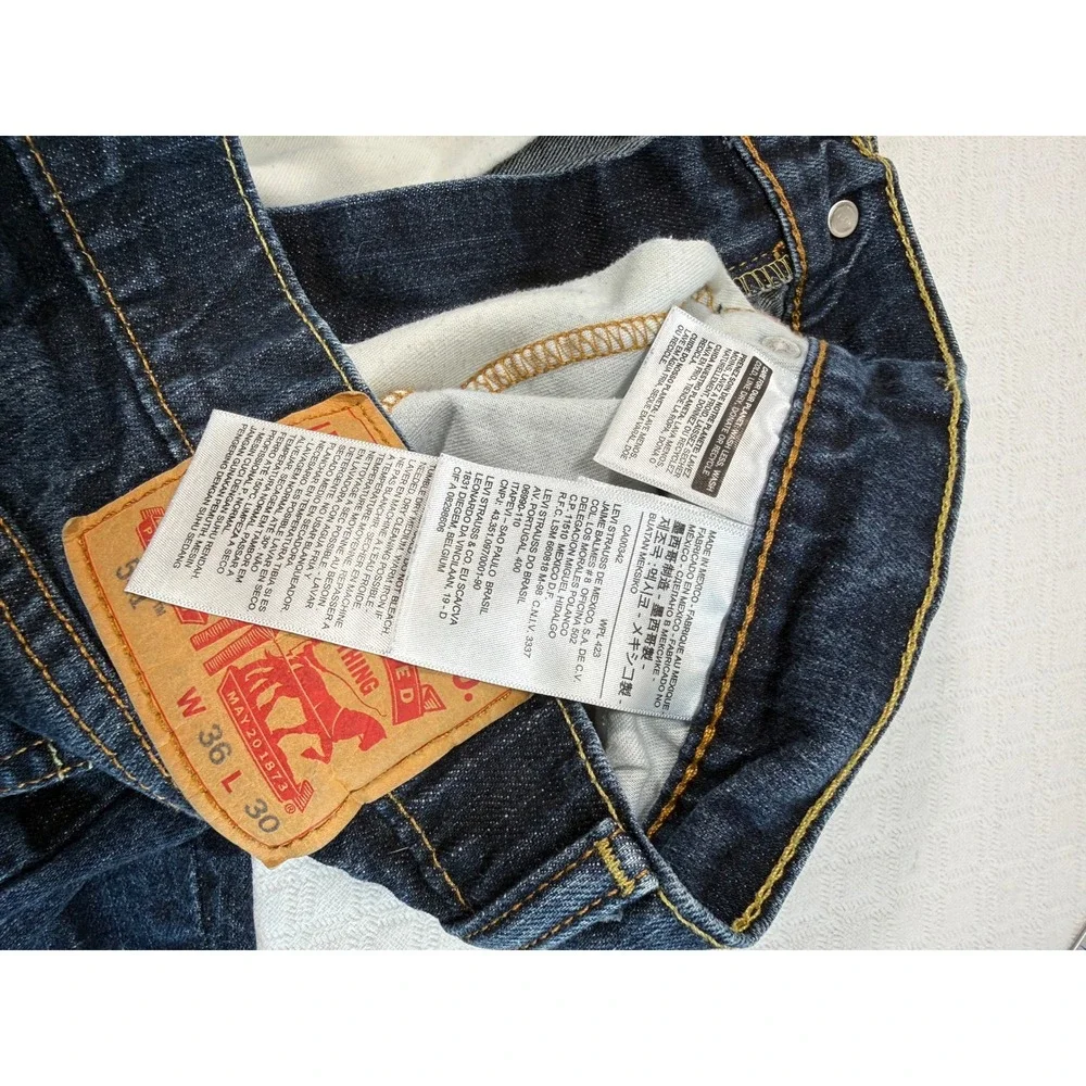 Levis levi 541